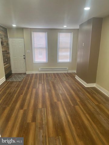 810 W BIRCH ST, Philadelphia, PA 19133