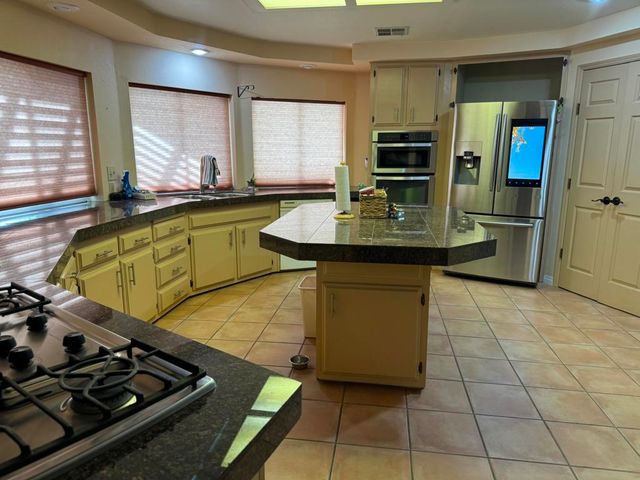 34685 Stage Drive, Thousand Palms, CA 92276