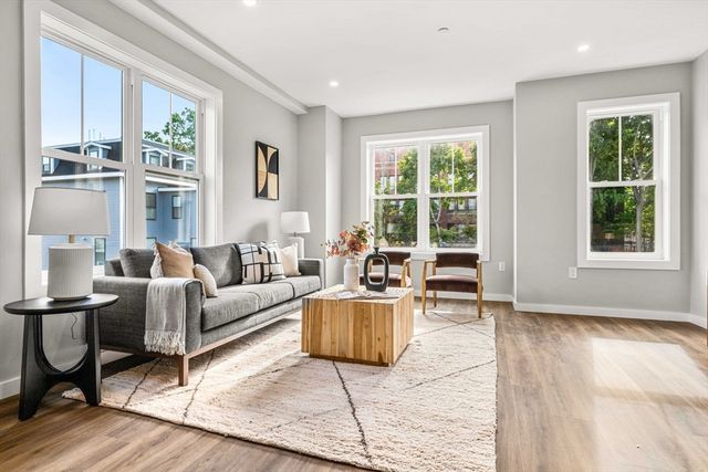 33 Copeland St. C, Boston, MA 02119