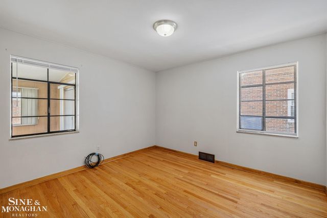 21175 Lochmoor Street, Harper Woods, MI 48225