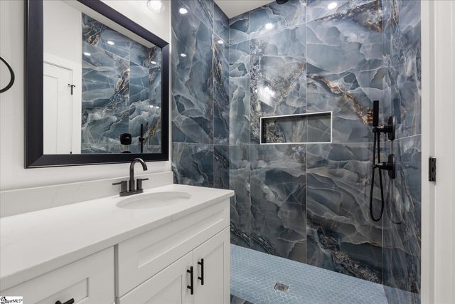 114 Harlem Street, Easley, SC 29640