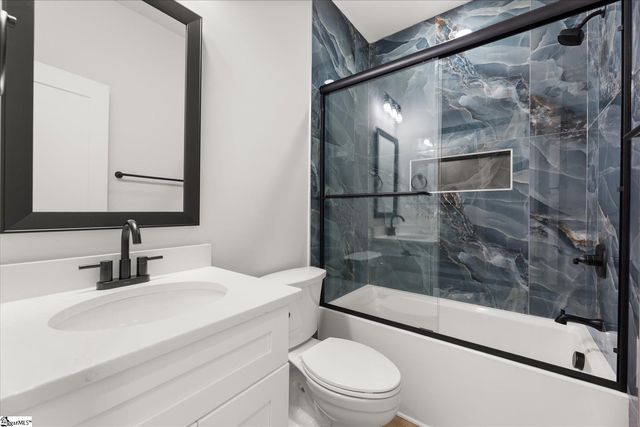 114 Harlem Street, Easley, SC 29640