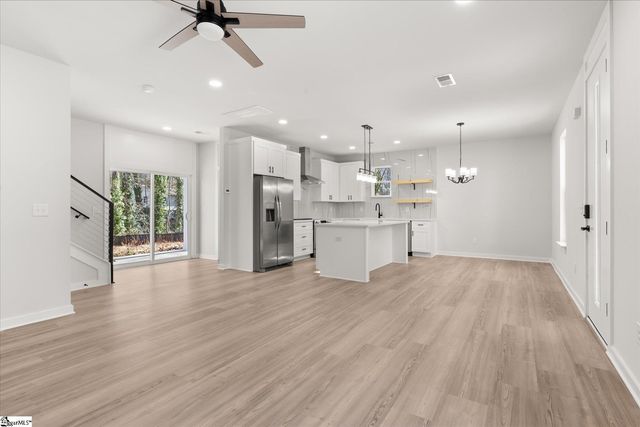 114 Harlem Street, Easley, SC 29640