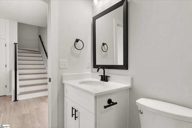 114 Harlem Street, Easley, SC 29640