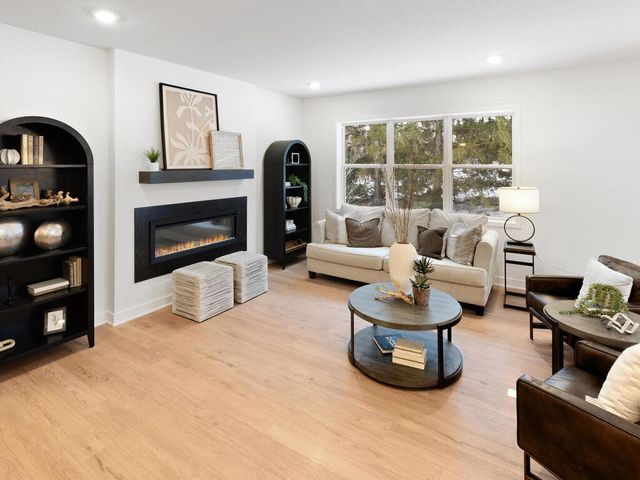 17838 Hamburg Avenue, Lakeville, MN 55044