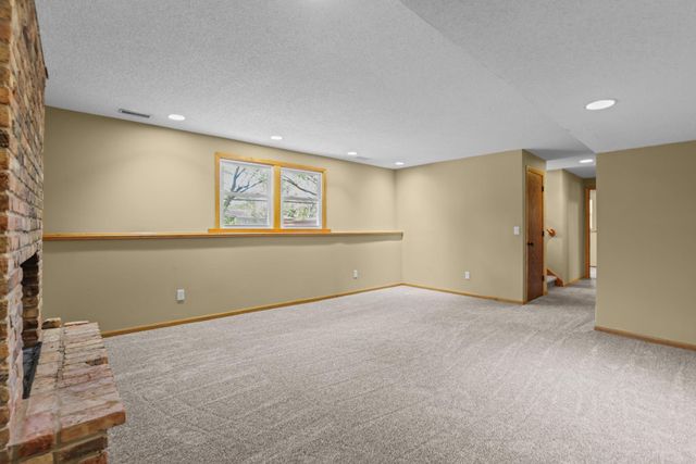 13819 NW Quinn Street NW, Andover, MN 55304