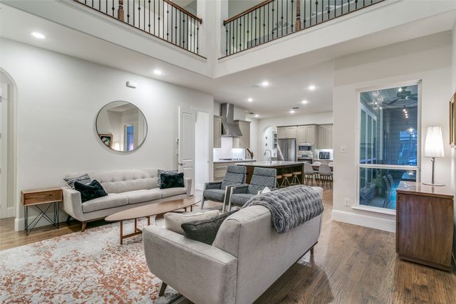 732 S Coppell Road, Coppell, TX 75019