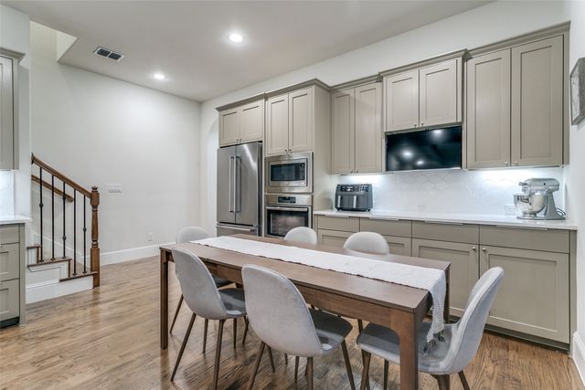 732 S Coppell Road, Coppell, TX 75019