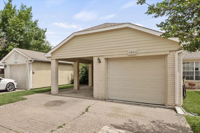 2504 Brook Hollow Court, Mesquite, TX 75150