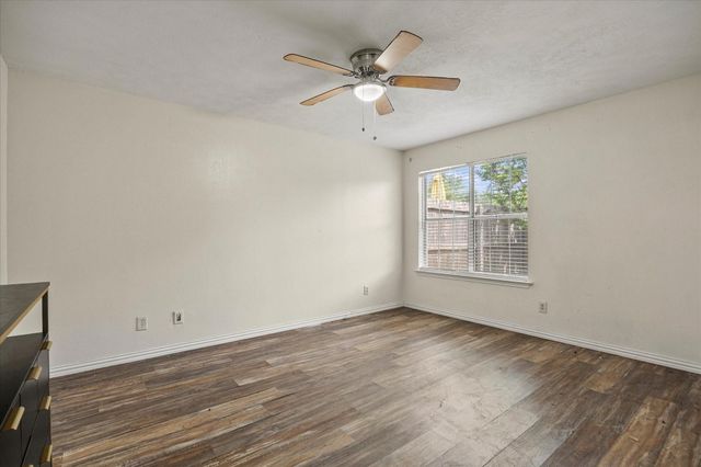 2504 Brook Hollow Court, Mesquite, TX 75150