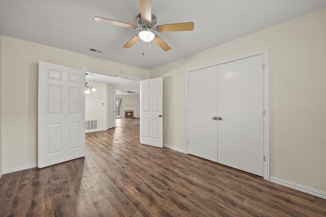 2504 Brook Hollow Court, Mesquite, TX 75150