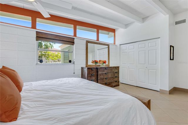 2003 TETLOW PLACE, Sarasota, FL 34239