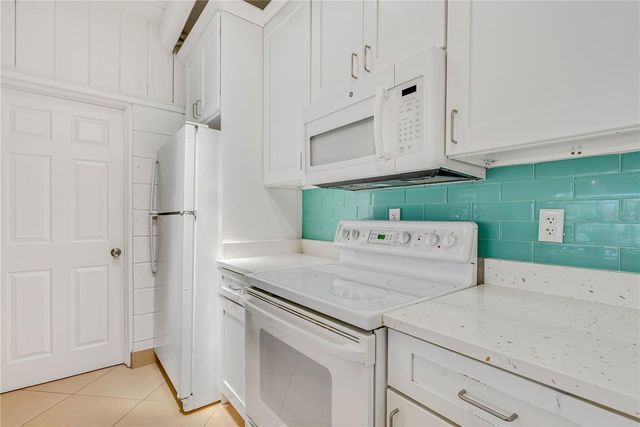 2003 TETLOW PLACE, Sarasota, FL 34239