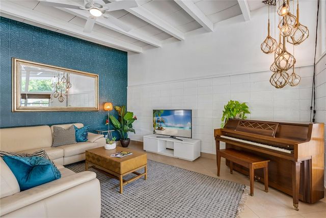2003 TETLOW PLACE, Sarasota, FL 34239