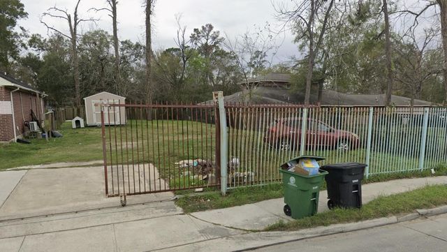 2313 W Little York Road, Houston, TX 77091