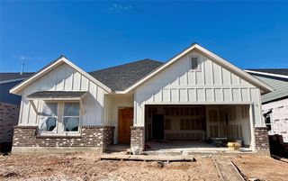 306 Cardinal Dr, Port Lavaca, TX 77979