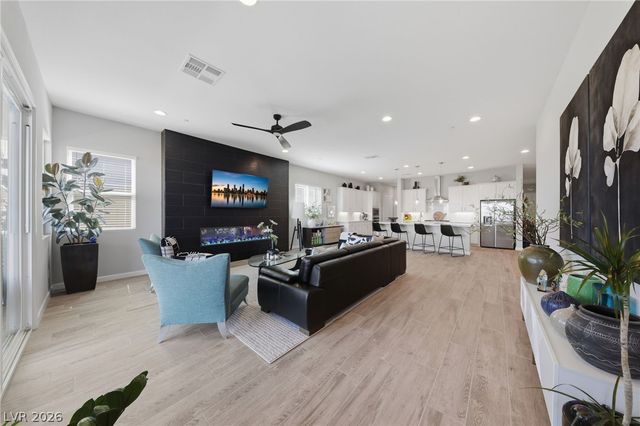 176 Cabo Cruces Drive, Henderson, NV 89011