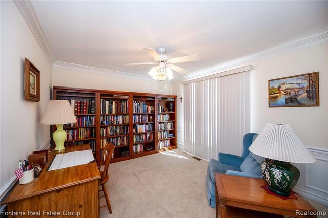 19079 Shay Court, Livonia, MI 48152