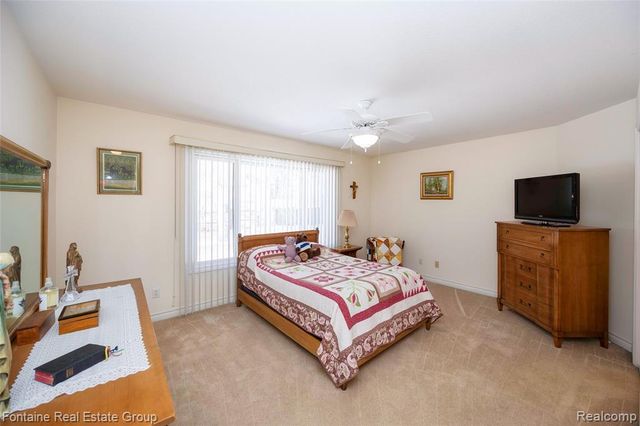 19079 Shay Court, Livonia, MI 48152