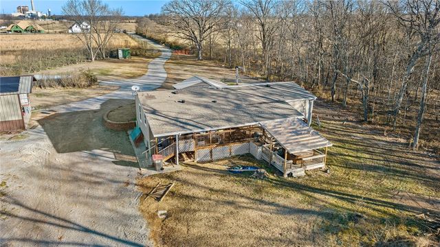 13224 Taylor Orchard Road, Gentry, AR 72734