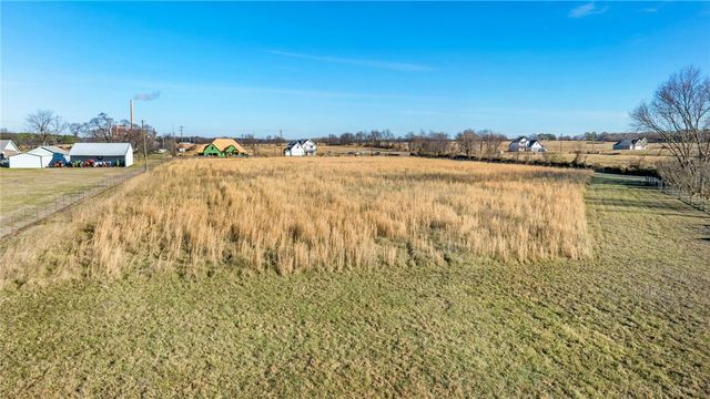 13224 Taylor Orchard Road, Gentry, AR 72734