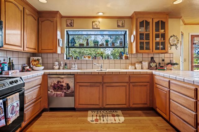 7442 Leafwood Drive, Prunedale, CA 93907