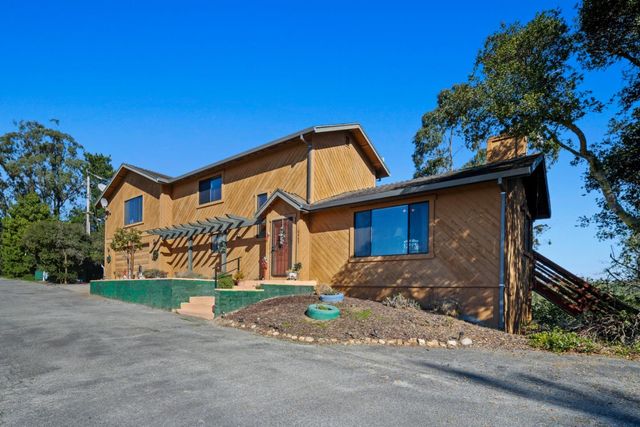 7442 Leafwood Drive, Prunedale, CA 93907