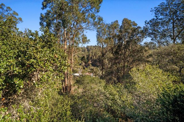 7442 Leafwood Drive, Prunedale, CA 93907