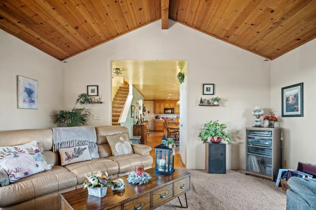 7442 Leafwood Drive, Prunedale, CA 93907