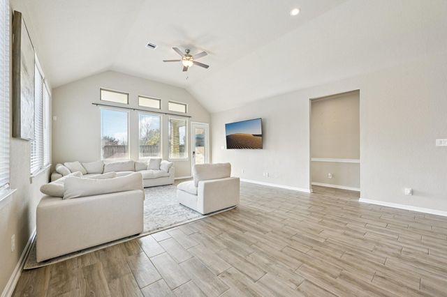 4734 Franklin Way, Iowa Colony, TX 77583