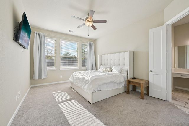 4734 Franklin Way, Iowa Colony, TX 77583