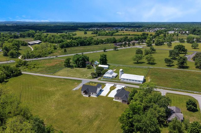 112 Jennings Lane, Shelbyville, TN 37160
