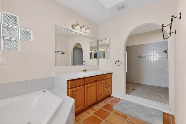 152 Camino De Las Huertas, Placitas, NM 87043