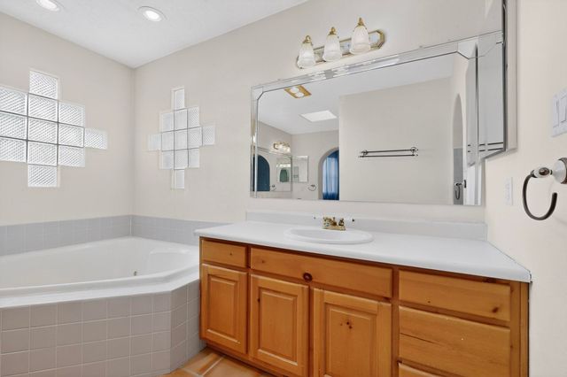 152 Camino De Las Huertas, Placitas, NM 87043