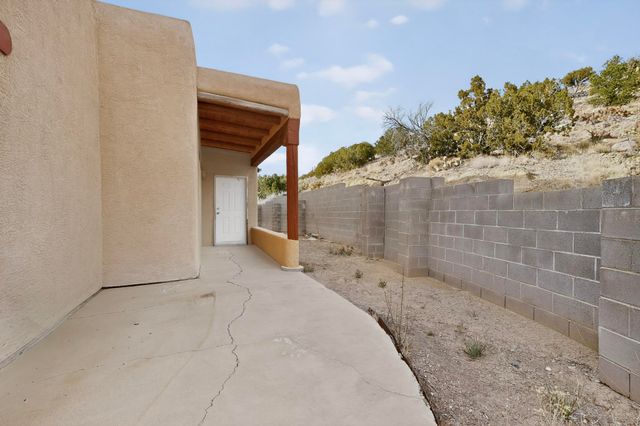 152 Camino De Las Huertas, Placitas, NM 87043