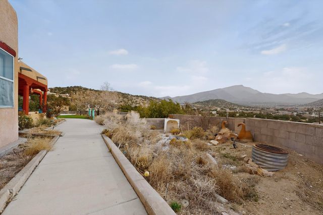 152 Camino De Las Huertas, Placitas, NM 87043