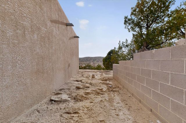 152 Camino De Las Huertas, Placitas, NM 87043