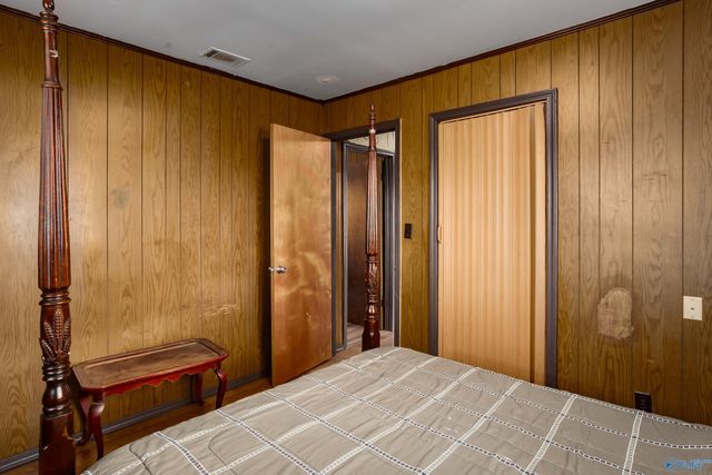 34 S Broadway Street, Florence, AL 35630