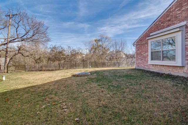 8122 Blackfin Drive, Rowlett, TX 75089