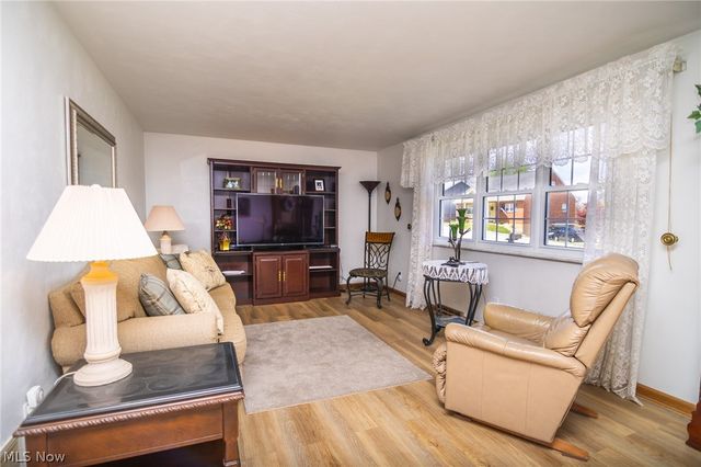 116 Rex Avenue, Wintersville, OH 43953