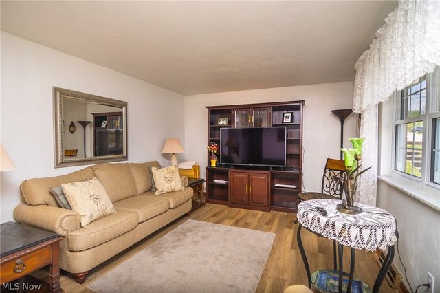 116 Rex Avenue, Wintersville, OH 43953