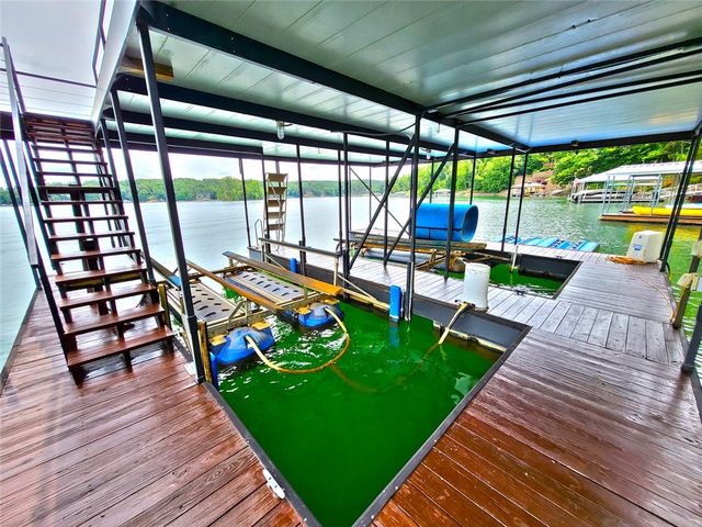 108 Carolina Cove Road, Seneca, SC 29672