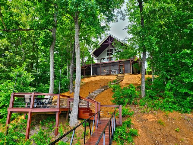 108 Carolina Cove Road, Seneca, SC 29672