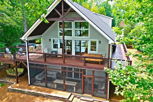 108 Carolina Cove Road, Seneca, SC 29672
