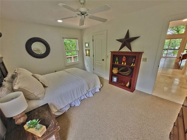 108 Carolina Cove Road, Seneca, SC 29672