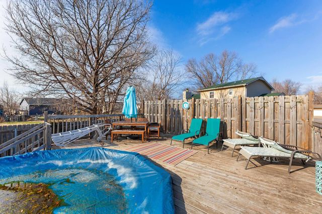 412 Southwind, Valley Center, KS 67147