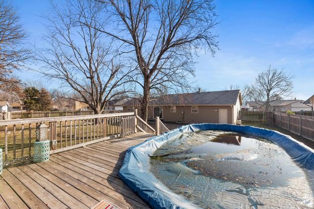 412 Southwind, Valley Center, KS 67147