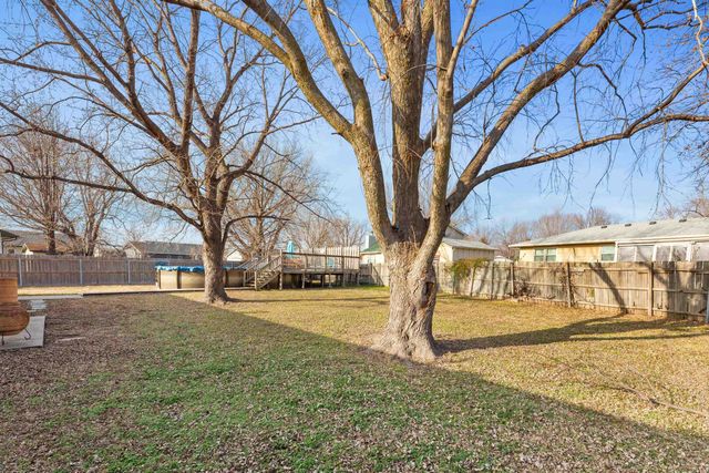 412 Southwind, Valley Center, KS 67147