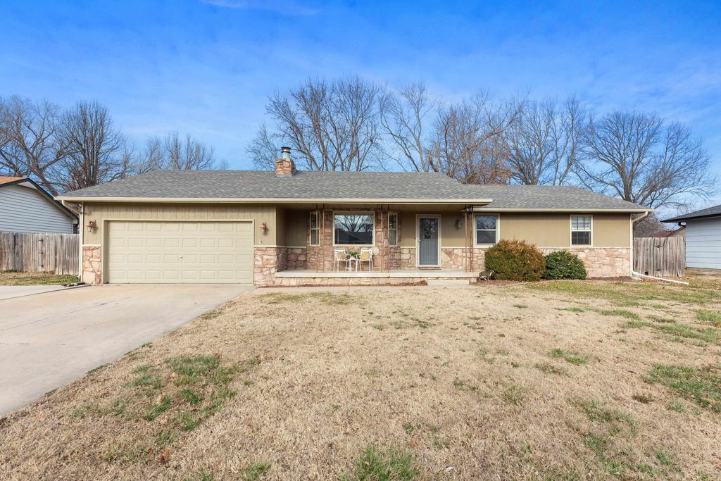 412 Southwind, Valley Center, KS 67147