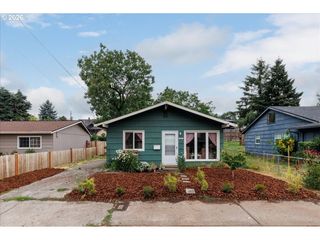 10021 Se HAROLD St, Portland, OR 97035